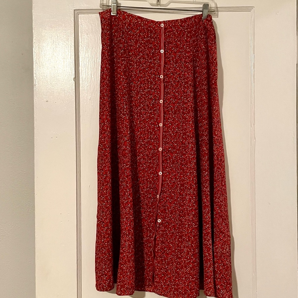 Red Max Studio Midi Skirt L Small Floral Print
